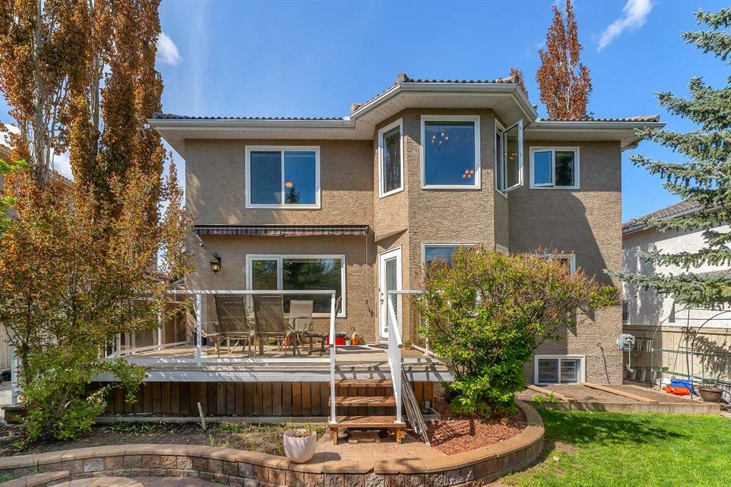 33 Edgevalley Way Nw, Calgary, AB - Outdoor