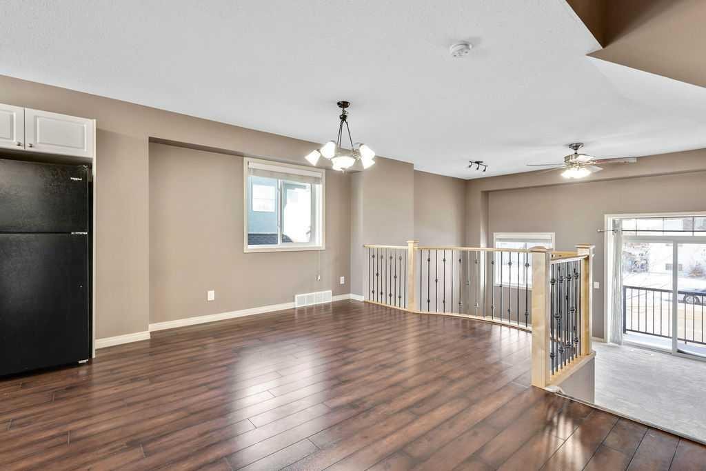 331 Strathcona Circle, Strathmore, AB - Indoor Photo Showing Other Room