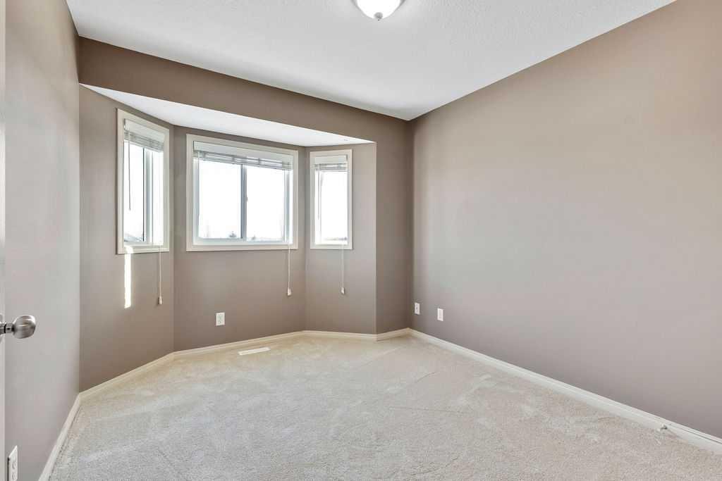 331 Strathcona Circle, Strathmore, AB - Indoor Photo Showing Other Room