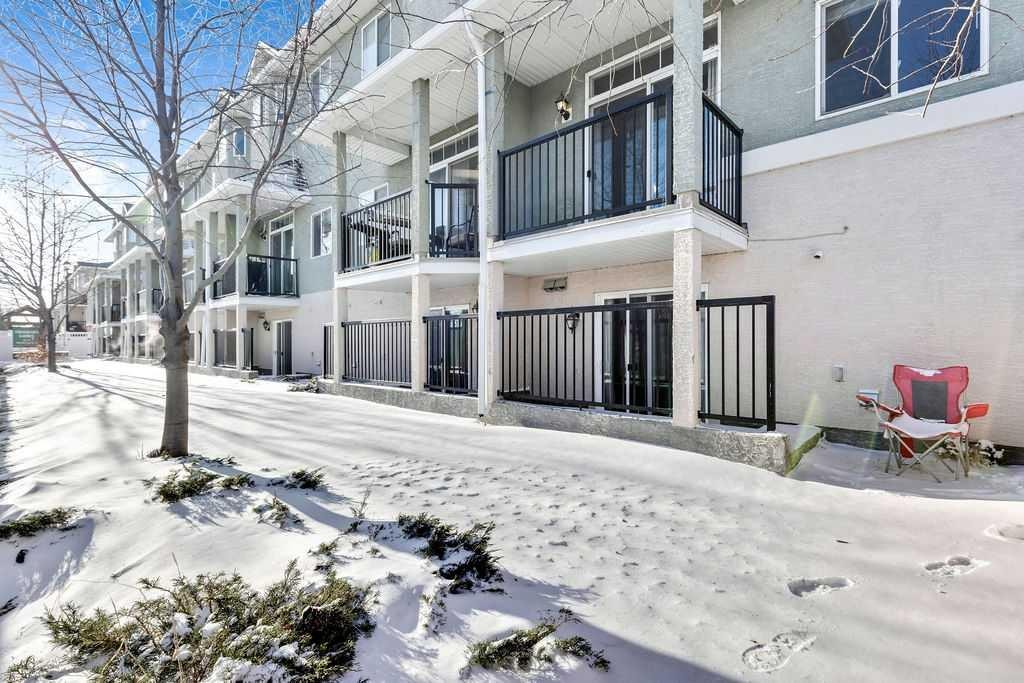 331 Strathcona Circle, Strathmore, AB - Outdoor With Balcony