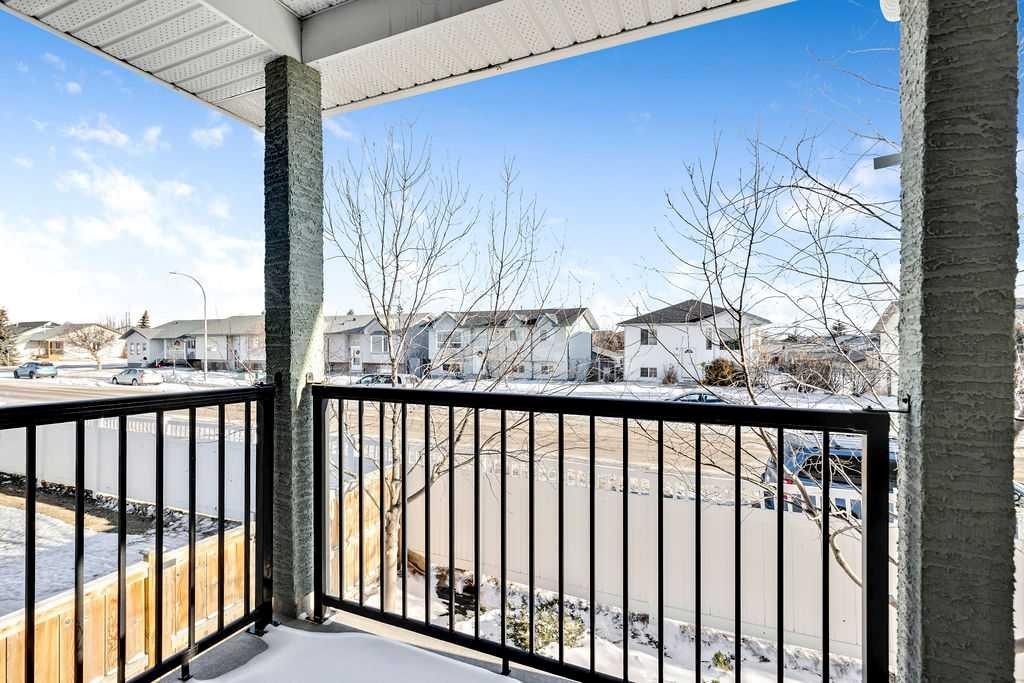 331 Strathcona Circle, Strathmore, AB - Outdoor With Balcony