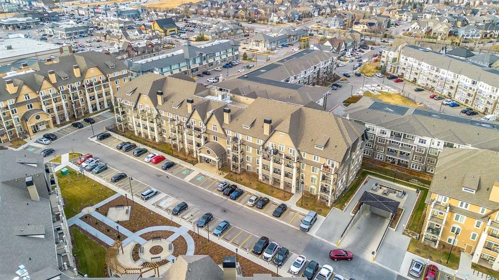 318-20 Mahogany Mews Se, Calgary, AB - With View