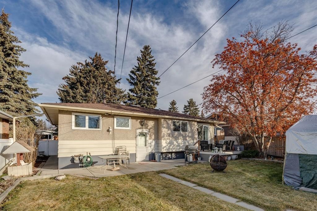 2015 Milne Drive Ne, Calgary, AB - Outdoor