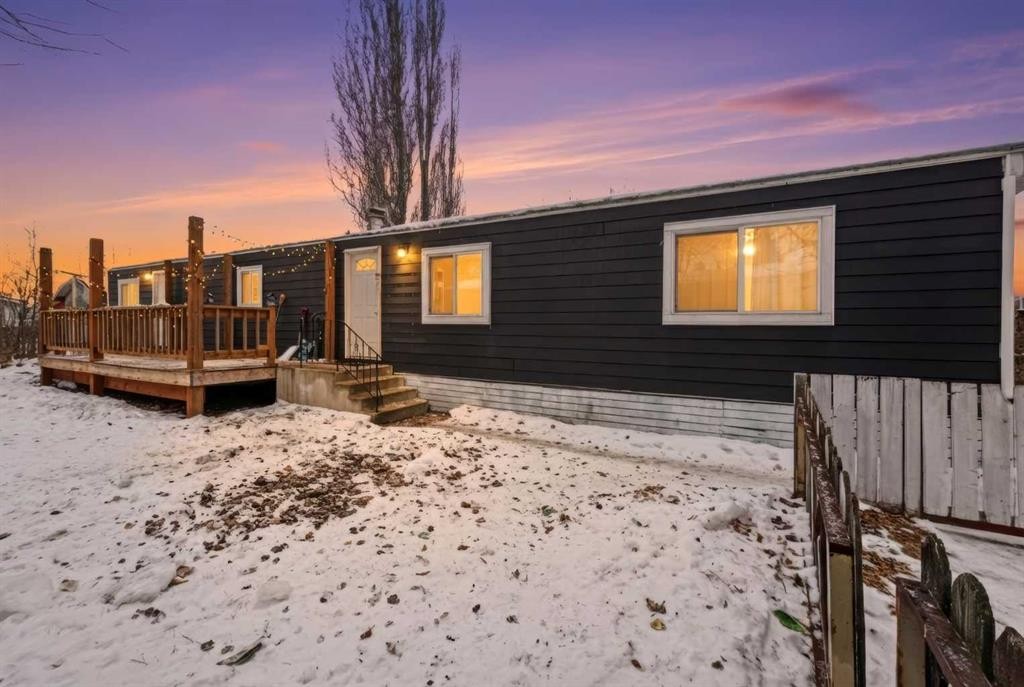 826 Bay Road, Strathmore, AB - Outdoor