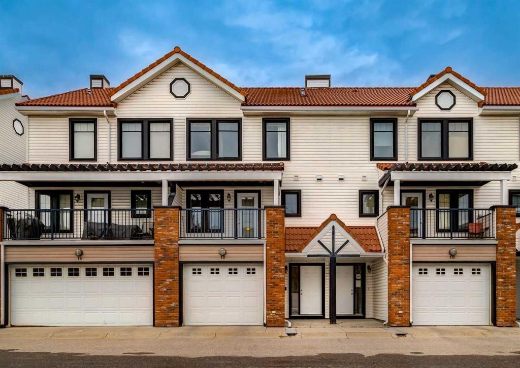 12 Royal Oak Lane Nw, Calgary, AB - Outdoor With Balcony With Facade