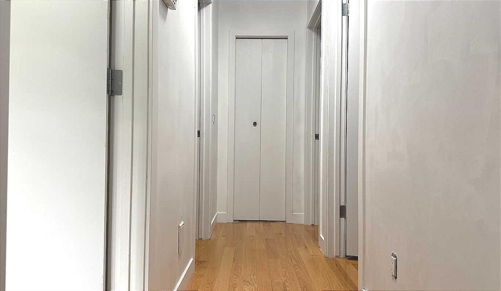 6111 26 Avenue Ne, Calgary, AB - Indoor Photo Showing Other Room