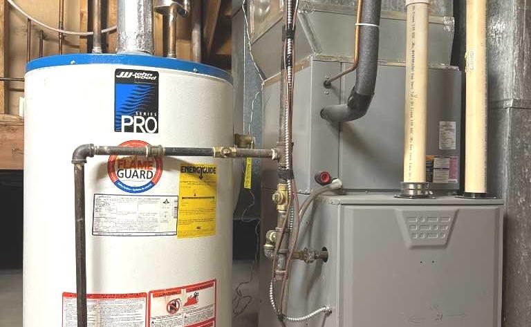 6111 26 Avenue Ne, Calgary, AB - Indoor Photo Showing Basement