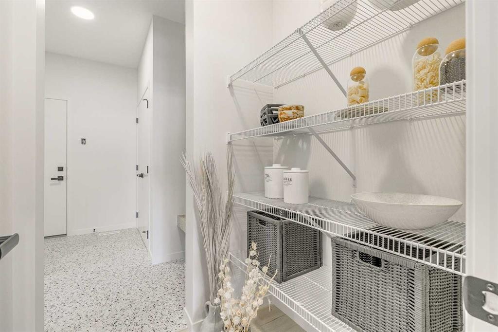 227 Lucas Common Nw, Calgary, AB - Indoor With Storage
