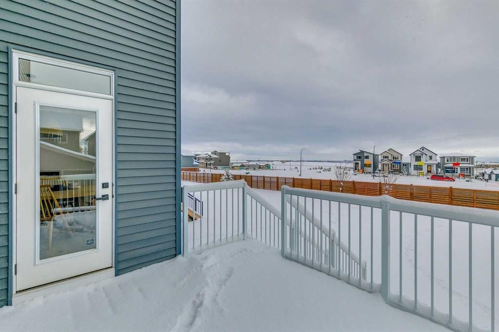 227 Lucas Common Nw, Calgary, AB - Outdoor