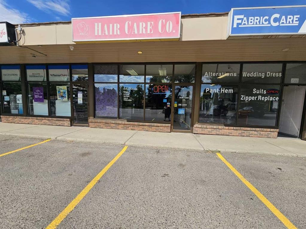 724 23 Street North, Lethbridge, AB