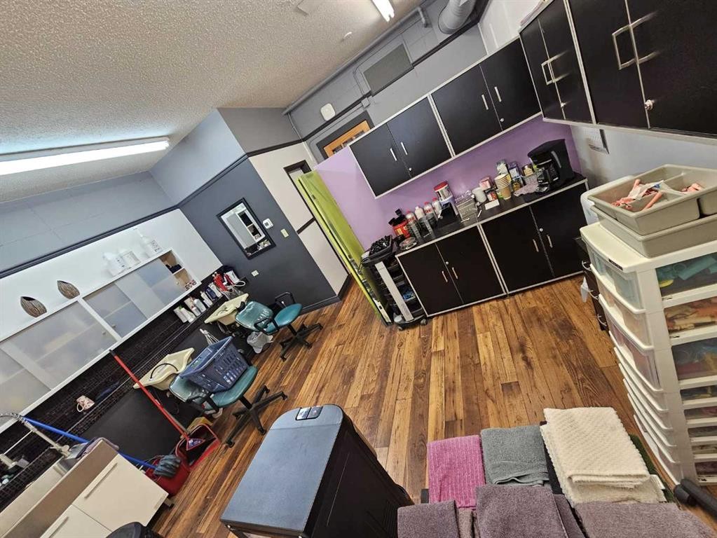 724 23 Street North, Lethbridge, AB