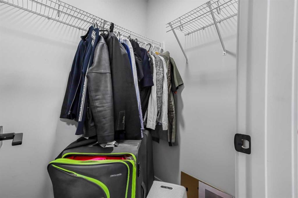 15 Edith Passage Nw, Calgary, AB - Indoor With Storage