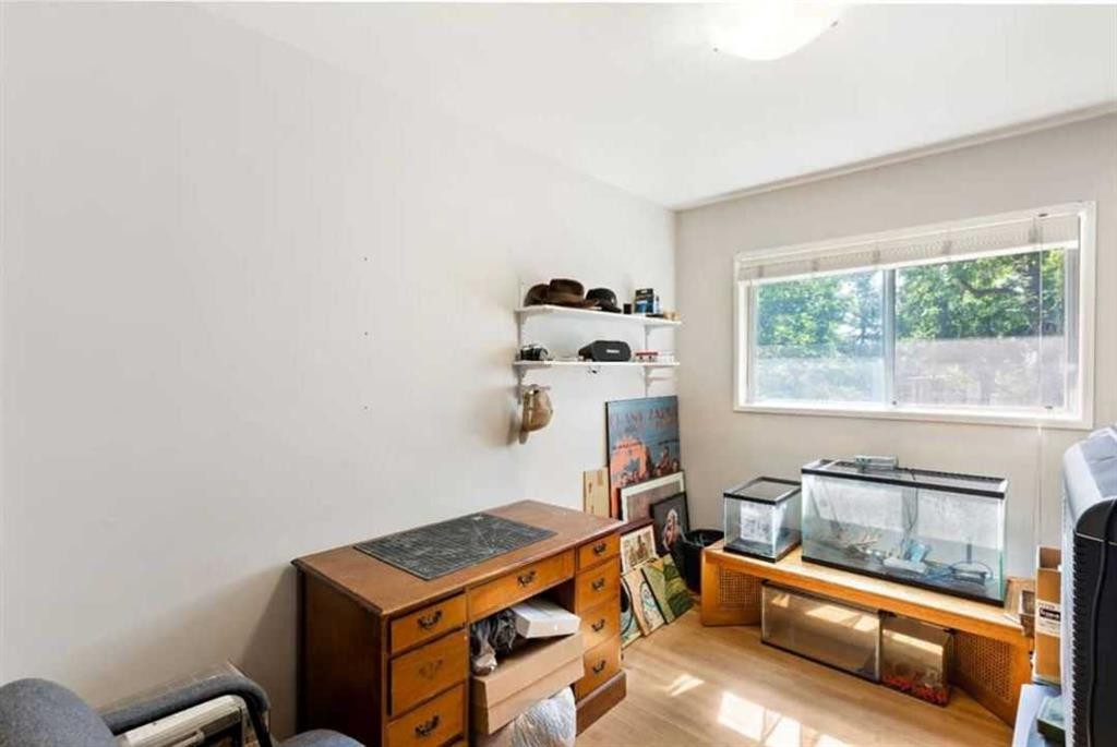 479 Northmount Drive Nw, Calgary, AB - Indoor