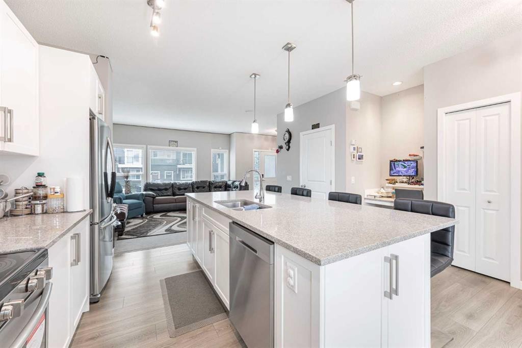 25 Cornerstone Manor Ne, Calgary, AB - Indoor Photo Showing Kitchen With Double Sink With Upgraded Kitchen