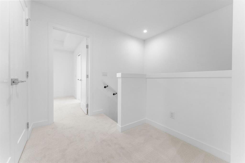 277 Dawson Way, Chestermere, AB - Indoor Photo Showing Other Room