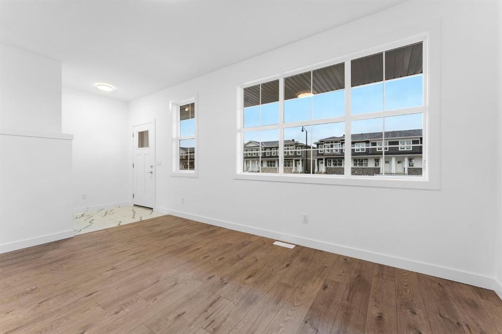 277 Dawson Way, Chestermere, AB - Indoor Photo Showing Other Room
