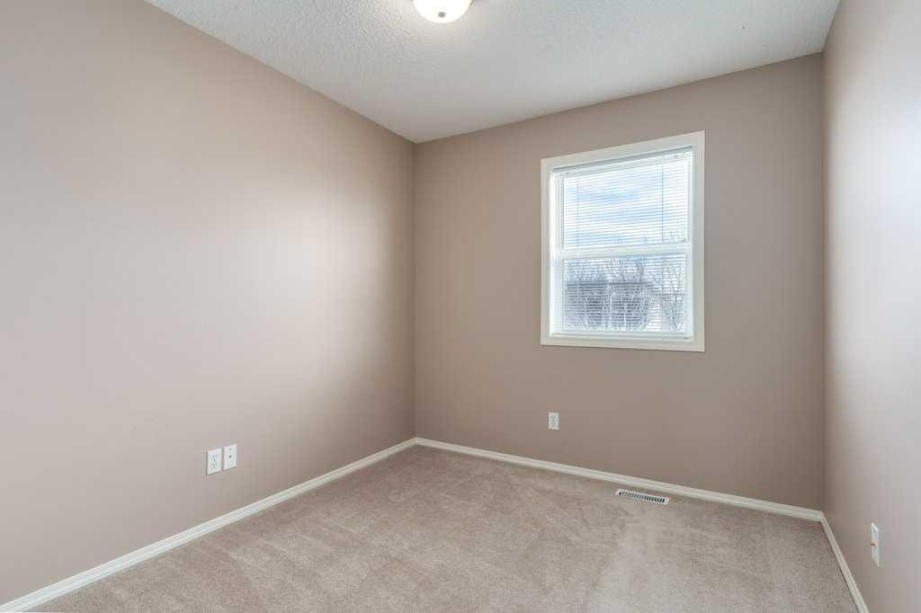 1102 Prairie Sound Circle Nw, High River, AB - Indoor Photo Showing Other Room