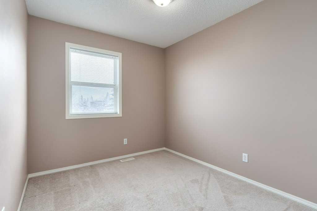 1102 Prairie Sound Circle Nw, High River, AB - Indoor Photo Showing Other Room