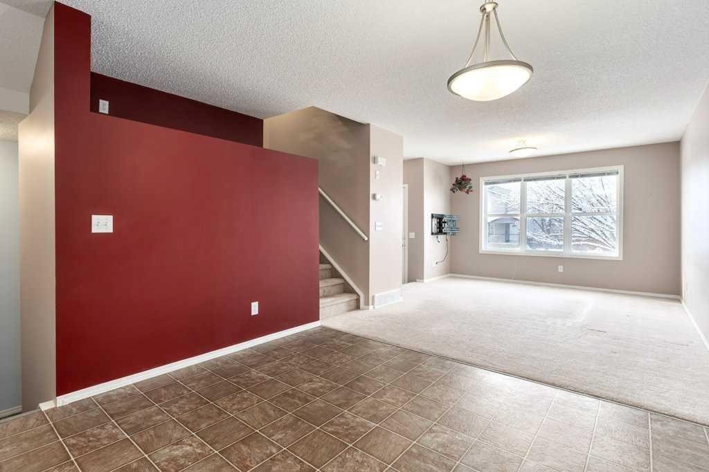 1102 Prairie Sound Circle Nw, High River, AB - Indoor Photo Showing Other Room