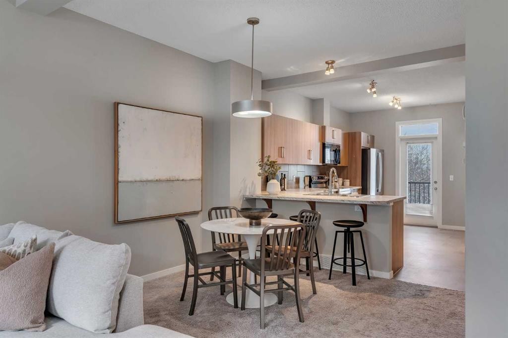 34 New Brighton Point Se, Calgary, AB - Indoor