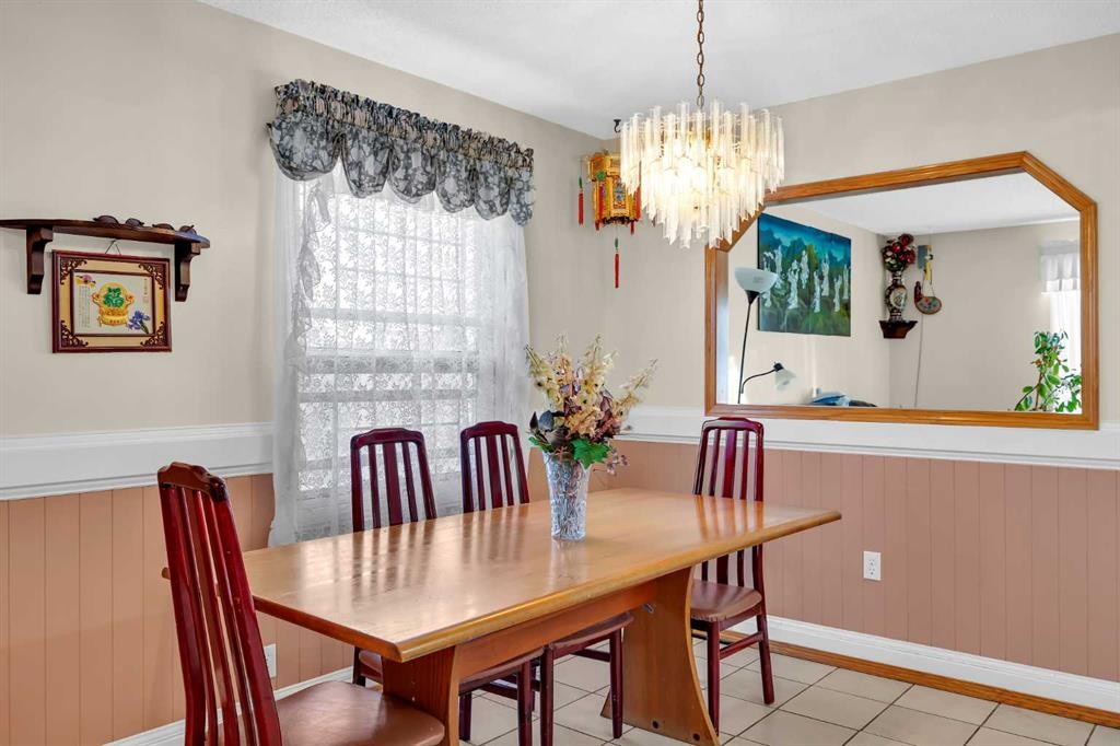 12 Whitaker Close Ne, Calgary, AB - Indoor Photo Showing Dining Room