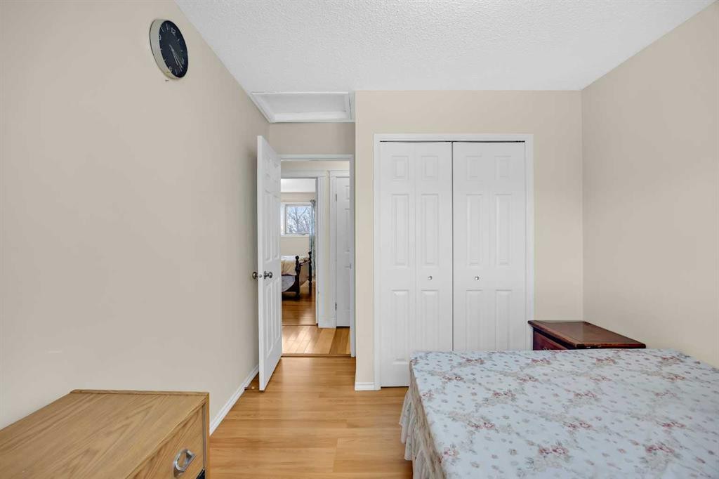 12 Whitaker Close Ne, Calgary, AB - Indoor Photo Showing Bedroom