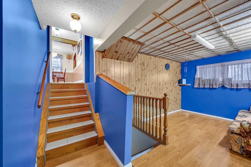 12 Whitaker Close Ne, Calgary, AB - Indoor Photo Showing Other Room