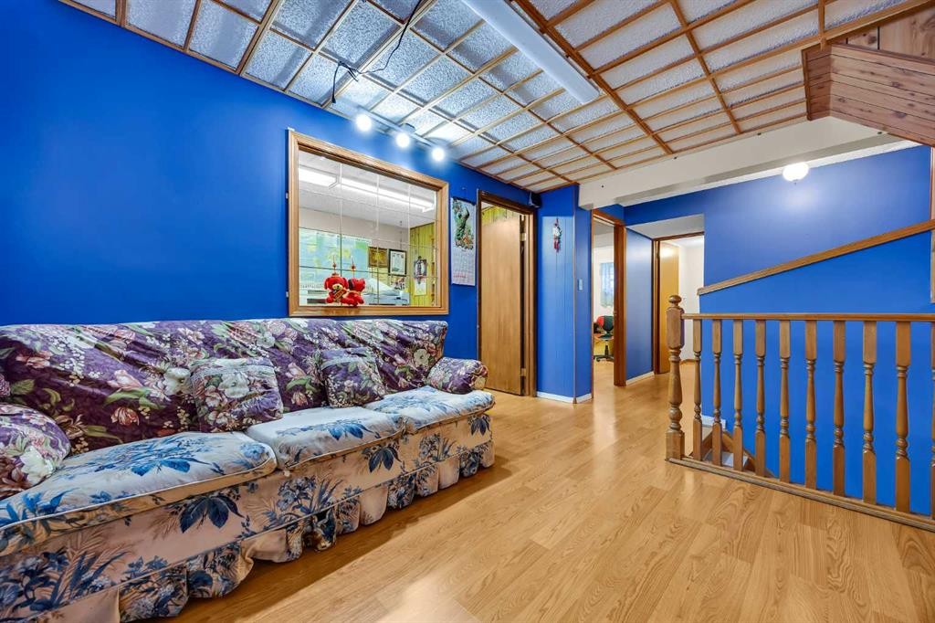 12 Whitaker Close Ne, Calgary, AB - Indoor Photo Showing Other Room