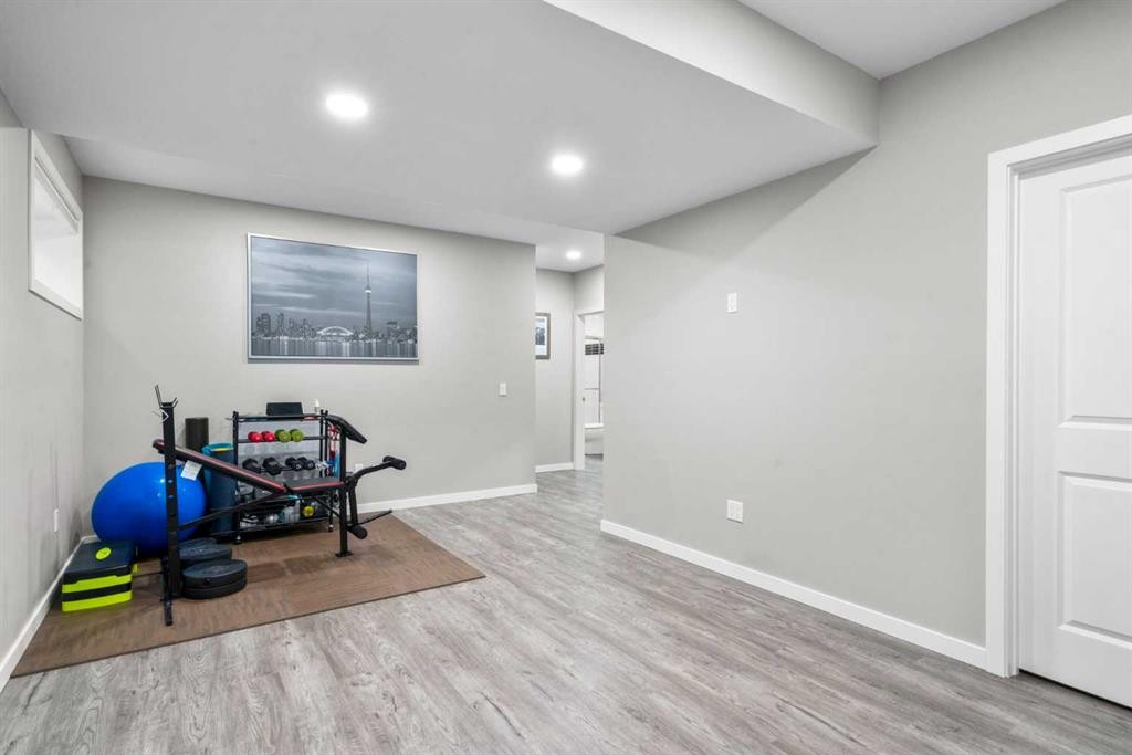 236 Walden Heights Se, Calgary, AB - Indoor Photo Showing Other Room