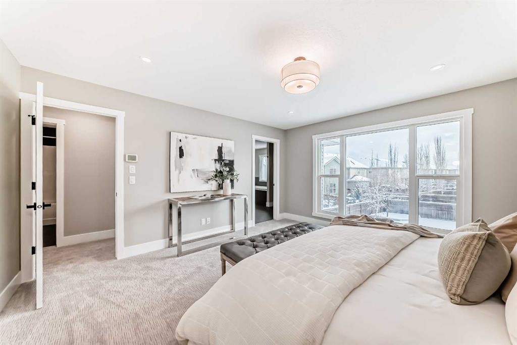 101 Auburn Springs Park Se, Calgary, AB - Indoor Photo Showing Bedroom