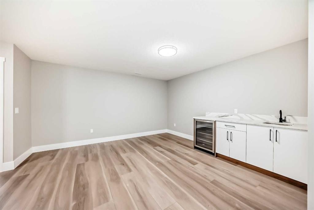 101 Auburn Springs Park Se, Calgary, AB - Indoor Photo Showing Other Room