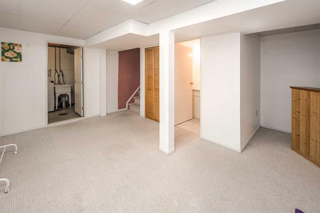 33-4936 Dalton Drive Nw, Calgary, AB - Indoor