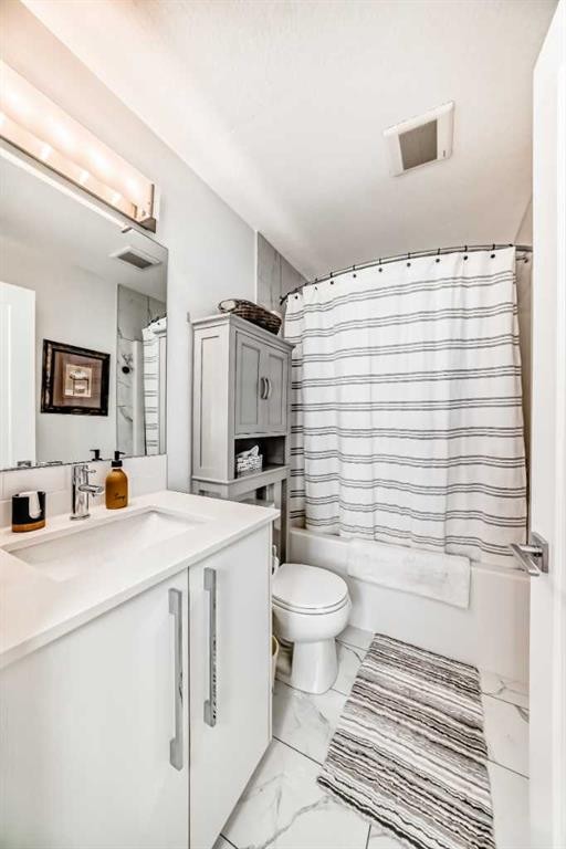 1406-76 Cornerstone Passage Ne, Calgary, AB - Indoor Photo Showing Bathroom