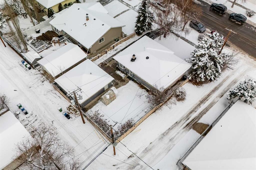 1109 40 Avenue Nw, Calgary, AB - Outdoor With View