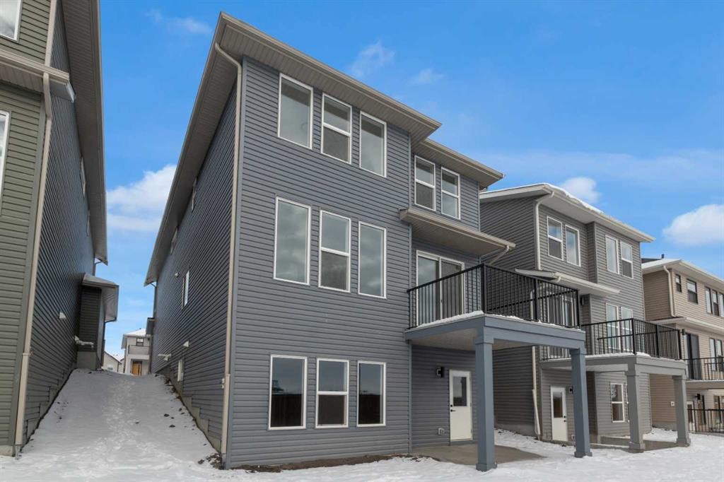 1325 South Point Parade Sw, Airdrie, AB - Outdoor