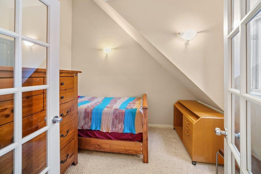 304-343 Marten Street, Banff, AB - Indoor Photo Showing Bedroom