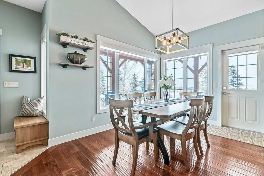 349035 Tamarack Drive East, Rural Foothills County, AB - Indoor Photo Showing Dining Room