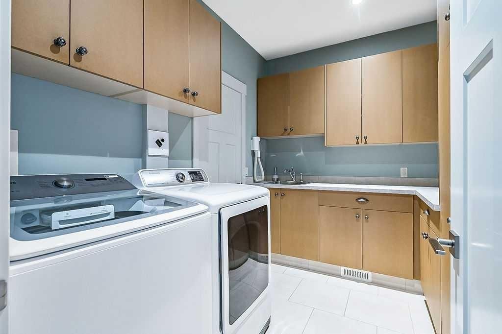349035 Tamarack Drive East, Rural Foothills County, AB - Indoor Photo Showing Laundry Room