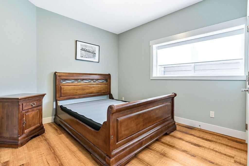349035 Tamarack Drive East, Rural Foothills County, AB - Indoor Photo Showing Bedroom