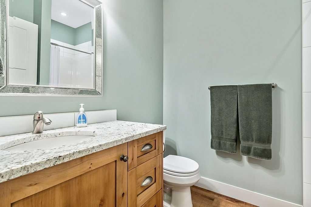 349035 Tamarack Drive East, Rural Foothills County, AB - Indoor Photo Showing Bathroom