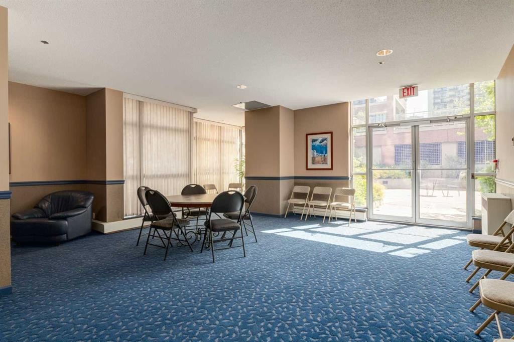 604-650 10 Street Sw, Calgary, AB - Indoor