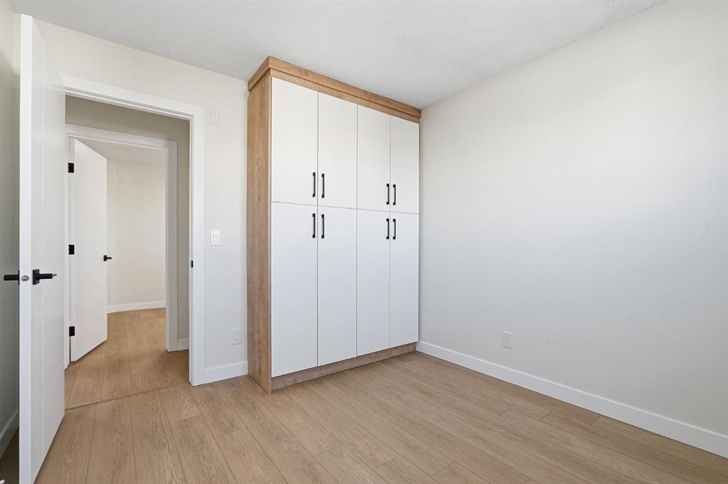 96 Falshire Drive Ne, Calgary, AB - Indoor Photo Showing Other Room