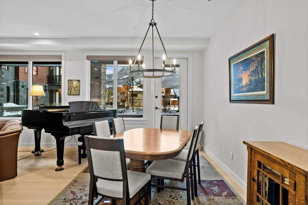 107-1315 Spring Creek Gate, Canmore, AB - Indoor Photo Showing Dining Room