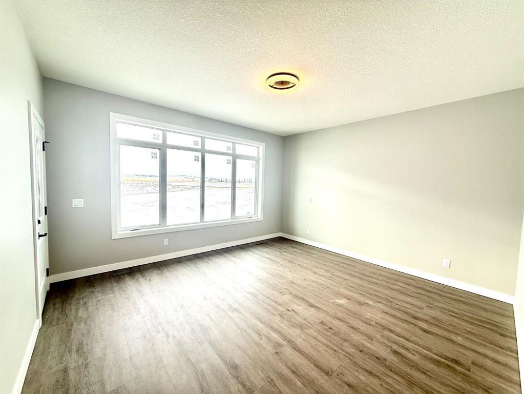 131 Westview Drive, Nanton, AB - Indoor Photo Showing Other Room