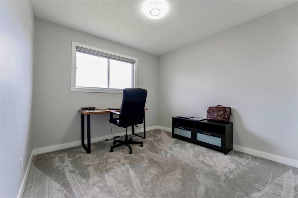 36 Whitehaven Road Ne, Calgary, AB - Indoor