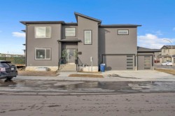 97 Baysprings Gardens SW Airdrie, AB T4B 5C6