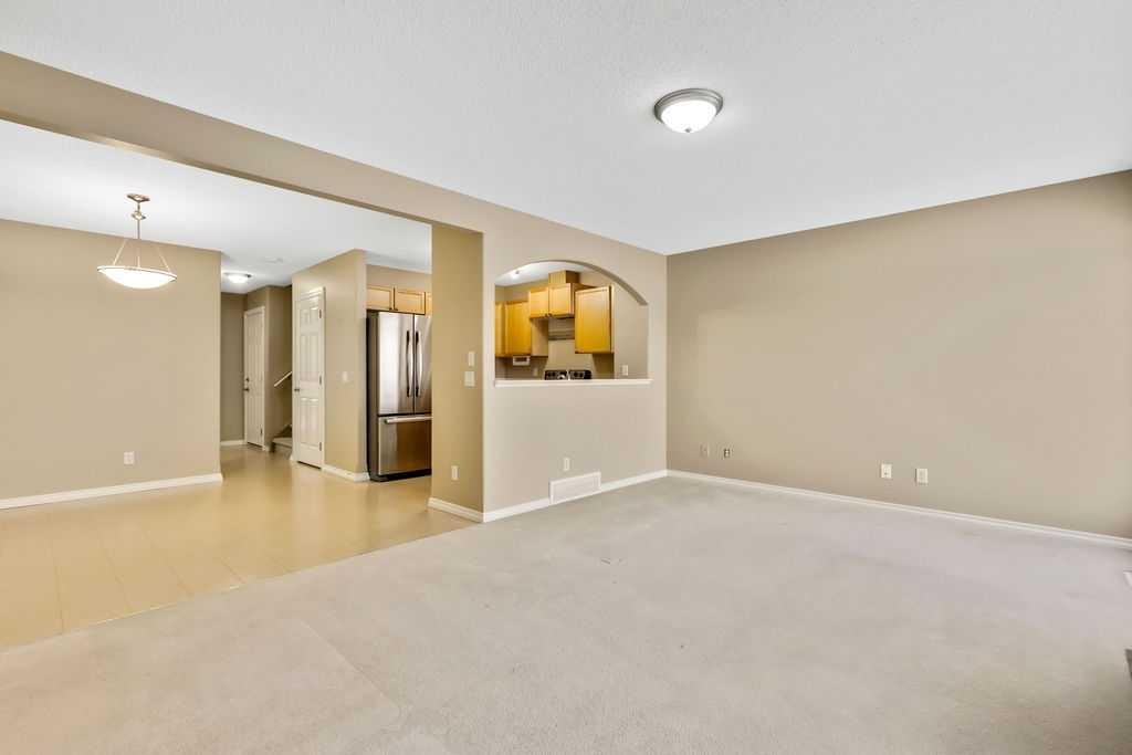 19 Citadel Estates Manor Nw, Calgary, AB - Indoor