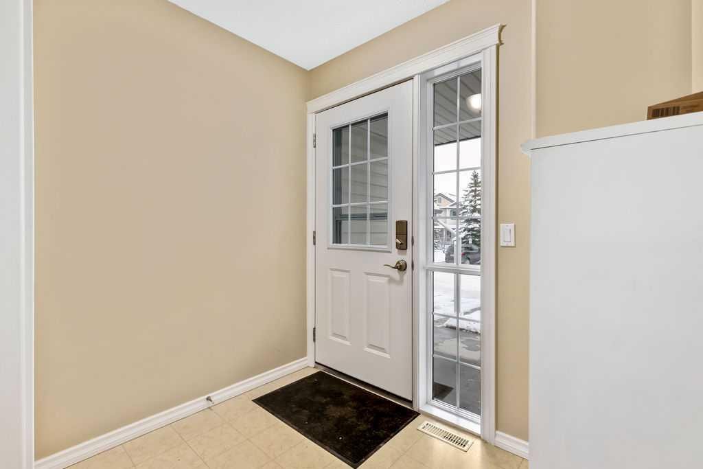 19 Citadel Estates Manor Nw, Calgary, AB - Indoor Photo Showing Other Room