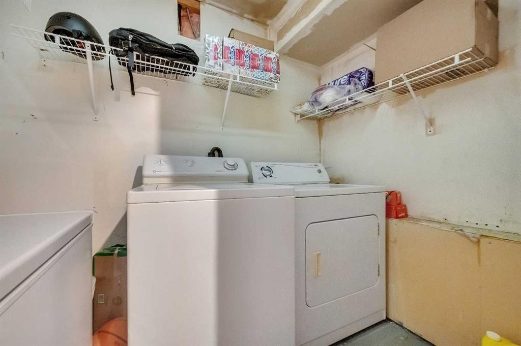 137 Martinpark Way Ne, Calgary, AB - Indoor Photo Showing Laundry Room