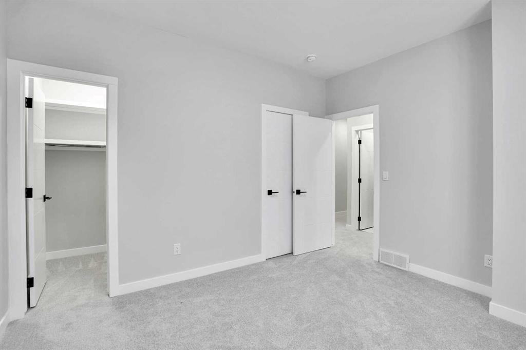 335 Muirfield Crescent, Lyalta, AB - Indoor Photo Showing Other Room